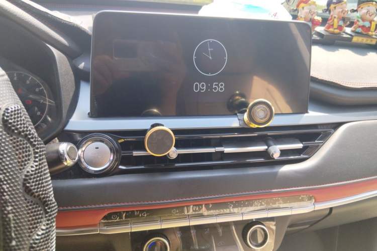Used Chery Tiggo 5x 2022 Superhero Edition 1.5L Manual Fashion Model Audio And AC Panel