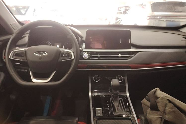 Used Chery Tiggo 5x 2022 Superhero Edition 1.5L CVT Fashion Model Center Console