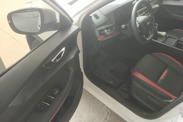 Used Chery Tiggo 5x 2022 Superhero Edition 1.5L CVT Fashion Model Driver Seat