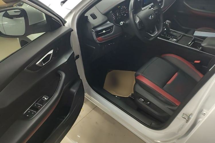 Used Chery Tiggo 5x 2022 Superhero Edition 1.5L CVT Luxury Model Driver Seat