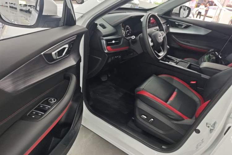 Used Chery Tiggo 5x 2022 Superhero Edition 1.5L CVT Luxury Model Driver Seat