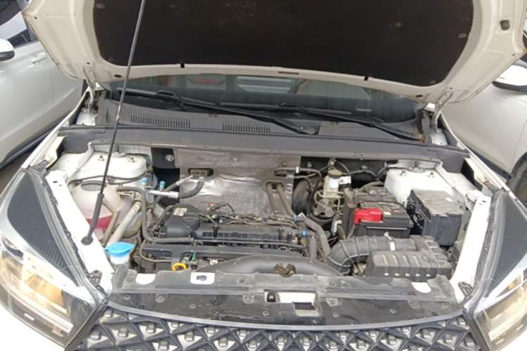 Used Chery Tiggo 5x 2022 Superhero Edition 1.5L CVT Fashion Model Engine Bay