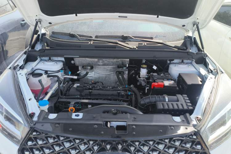 Used Chery Tiggo 5x 2022 Superhero Edition 1.5L CVT Fashion Model Engine Bay
