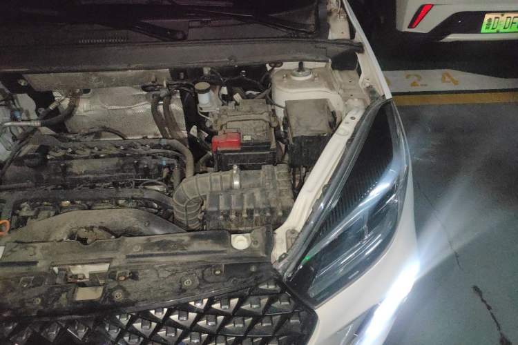 Used Chery Tiggo 5x 2022 Superhero Edition 1.5L CVT Fashion Model Engine Bay Left