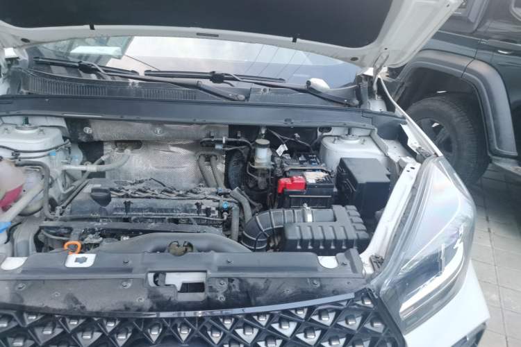 Used Chery Tiggo 5x 2022 Superhero Edition 1.5L CVT Fashion Model Engine Bay Left