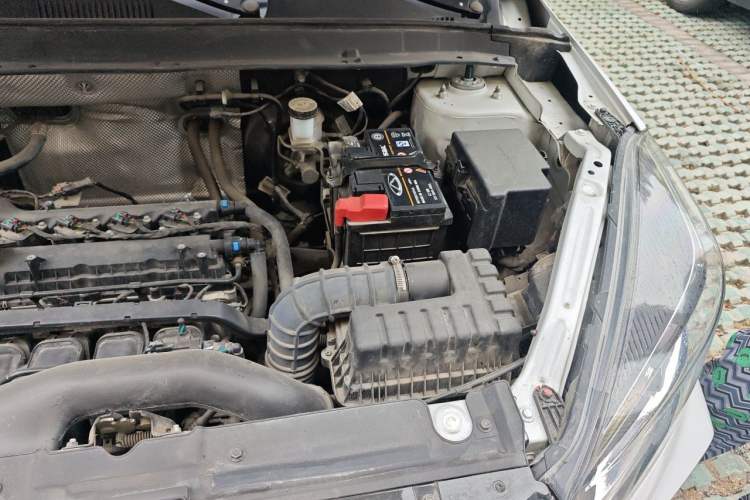 Used Chery Tiggo 5x 2022 Superhero Edition 1.5L CVT Fashion Model Engine Bay Left