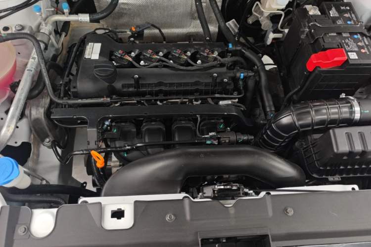 Used Chery Tiggo 5x 2022 Superhero Edition 1.5L CVT Luxury Model Engine Bay