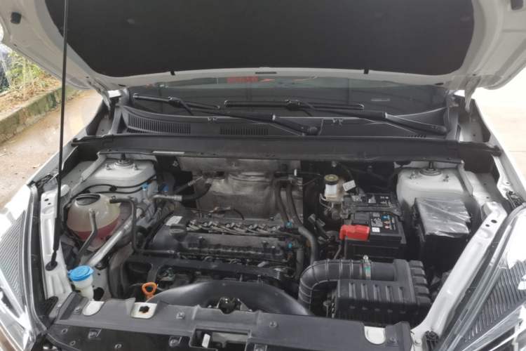 Used Chery Tiggo 5x 2022 Superhero Edition 1.5L Manual Fashion Model Engine Bay