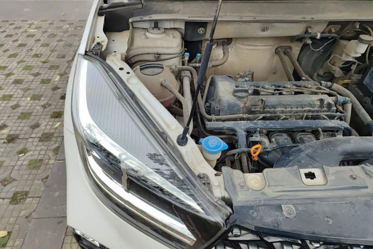 Used Chery Tiggo 5x 2022 Superhero Edition 1.5L CVT Fashion Model Engine Bay Right