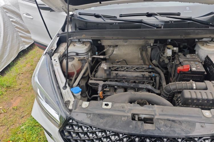 Used Chery Tiggo 5x 2022 Superhero Edition 1.5L Manual Fashion Model Engine Bay Right
