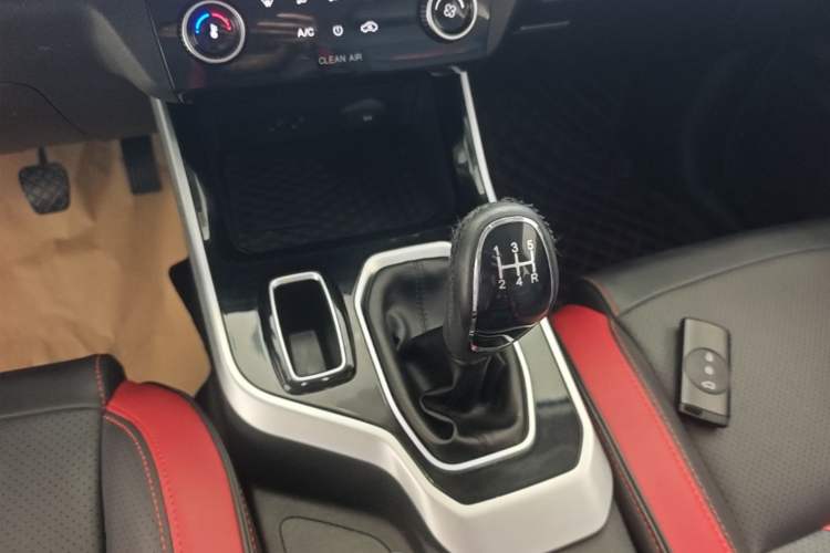 Used Chery Tiggo 5x 2022 Superhero Edition 1.5L Manual Fashion Model Gear Lever