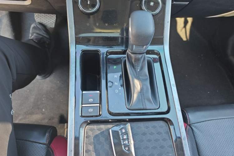Used Chery Tiggo 5x 2022 Superhero Edition 1.5L CVT Fashion Model Gear Lever