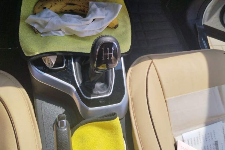 Used Chery Tiggo 5x 2022 Superhero Edition 1.5L Manual Fashion Model Gear Lever