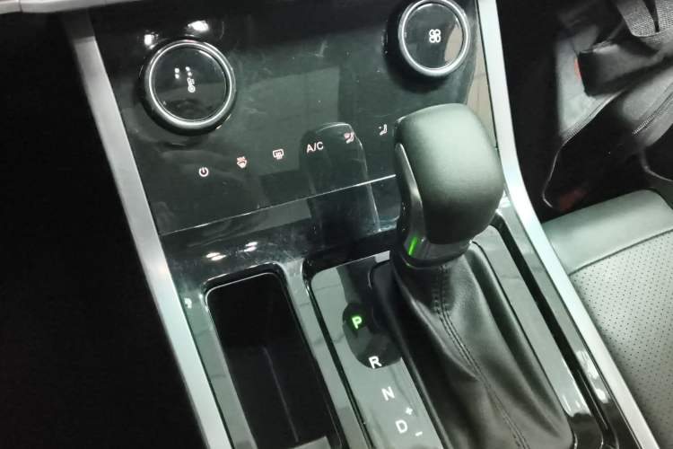 Used Chery Tiggo 5x 2022 Superhero Edition 1.5L CVT Fashion Model Gear Lever