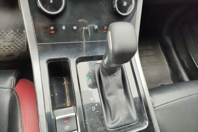 Used Chery Tiggo 5x 2022 Superhero Edition 1.5L CVT Luxury Model Gear Lever