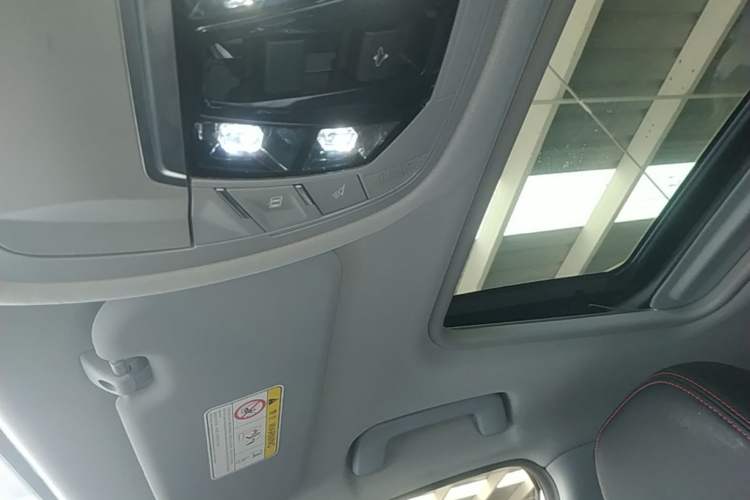 Used Chery Tiggo 5x 2022 Superhero Edition 1.5L CVT Fashion Model Headliner