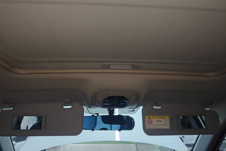 Used Chery Tiggo 5x 2022 Superhero Edition 1.5L CVT Fashion Model Headliner