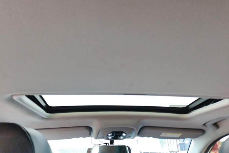 Used Chery Tiggo 5x 2022 Superhero Edition 1.5L CVT Fashion Model Headliner