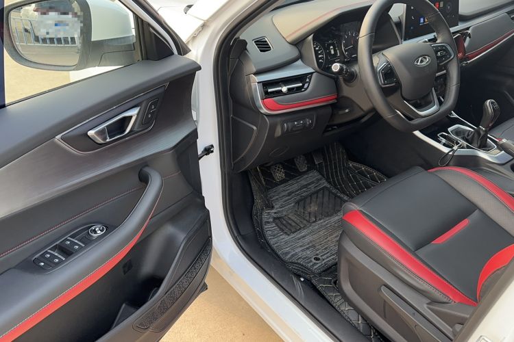 Used Chery Tiggo 5x 2022 Superhero Edition 1.5L Manual Fashion Model Interior 2
