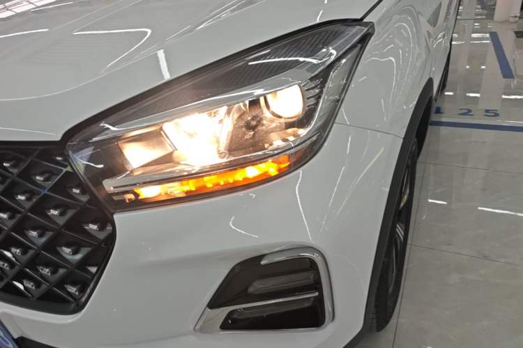 Used Chery Tiggo 5x 2022 Superhero Edition 1.5L CVT Luxury Model Left Front Headlight