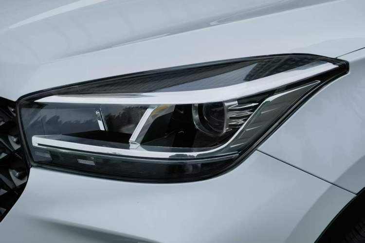 Used Chery Tiggo 5x 2022 Superhero Edition 1.5L Manual Fashion Model Left Front Headlight