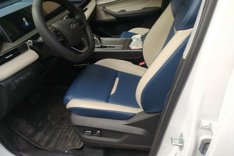 Used Chery Tiggo 5x 2022 PLUS Kung Fu Panda Collaboration Edition 1.5T CVT Premium Model Left Front Seat