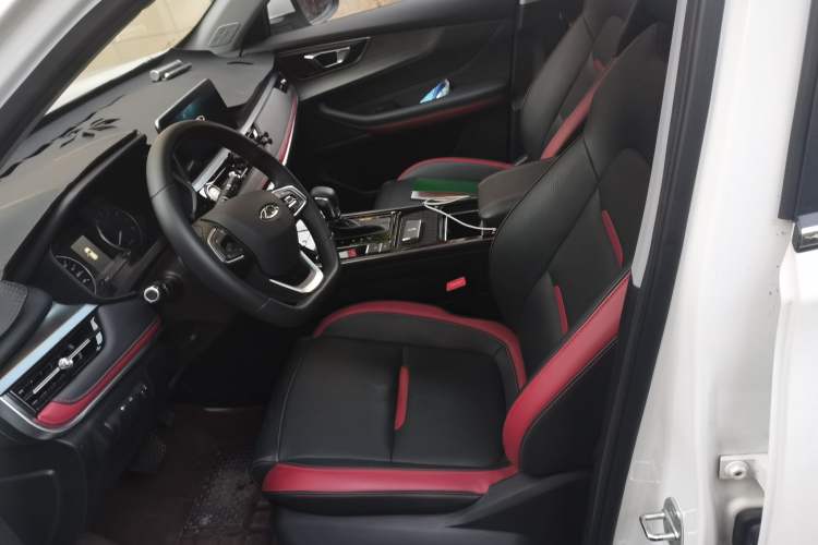Used Chery Tiggo 5x 2022 Superhero Edition 1.5L CVT Luxury Model Left Front Seat