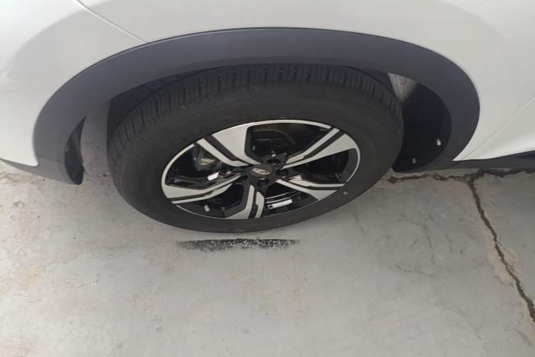 Used Chery Tiggo 5x 2022 Superhero Edition 1.5L CVT Fashion Model Left Front Wheel Hub