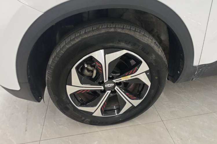 Used Chery Tiggo 5x 2022 Superhero Edition 1.5L CVT Luxury Model Left Front Wheel Hub