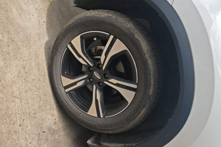 Used Chery Tiggo 5x 2022 Superhero Edition 1.5L CVT Fashion Model Left Front Wheel Hub