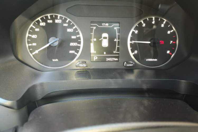 Used Chery Tiggo 5x 2022 Superhero Edition 1.5L CVT Luxury Model Odometer Close Up