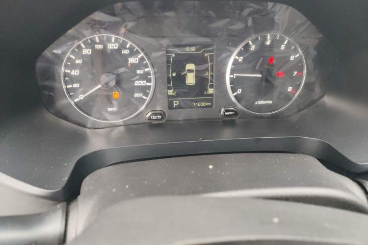 Used Chery Tiggo 5x 2022 Superhero Edition 1.5L CVT Luxury Model Odometer Close Up