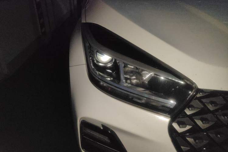 Used Chery Tiggo 5x 2022 Superhero Edition 1.5L CVT Fashion Model Right Front Headlight