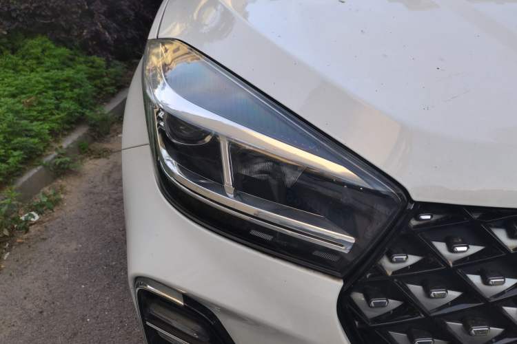 Used Chery Tiggo 5x 2022 Superhero Edition 1.5L CVT Luxury Model Right Front Headlight