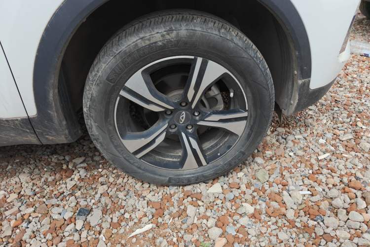 Used Chery Tiggo 5x 2022 Superhero Edition 1.5L CVT Fashion Model Right Front Wheel Hub