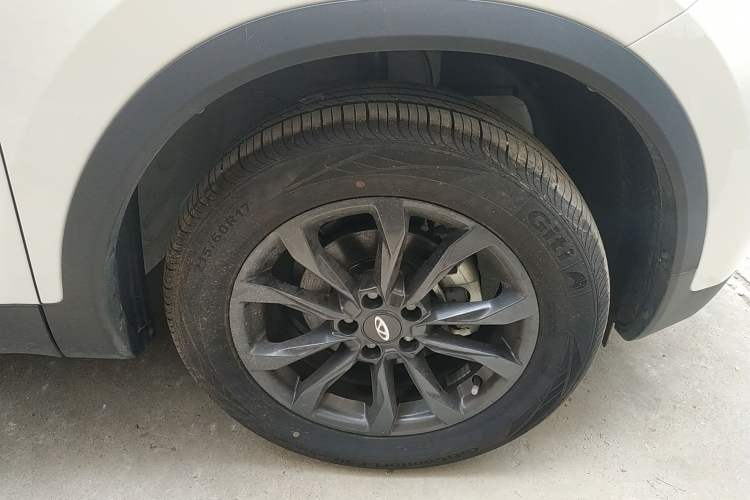 Used Chery Tiggo 5x 2022 PLUS Kung Fu Panda Collaboration Edition 1.5T CVT Premium Model Right Front Wheel Hub