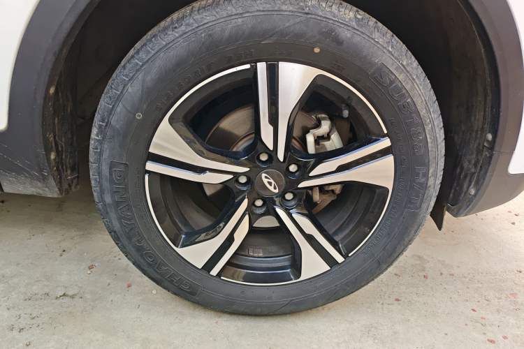 Used Chery Tiggo 5x 2022 Superhero Edition 1.5L CVT Fashion Model Right Front Wheel Hub