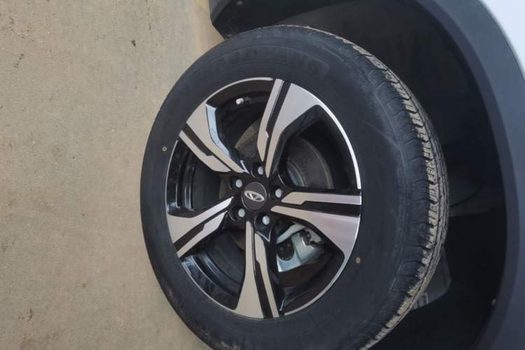 Used Chery Tiggo 5x 2022 Superhero Edition 1.5L Manual Fashion Model Right Front Wheel Hub