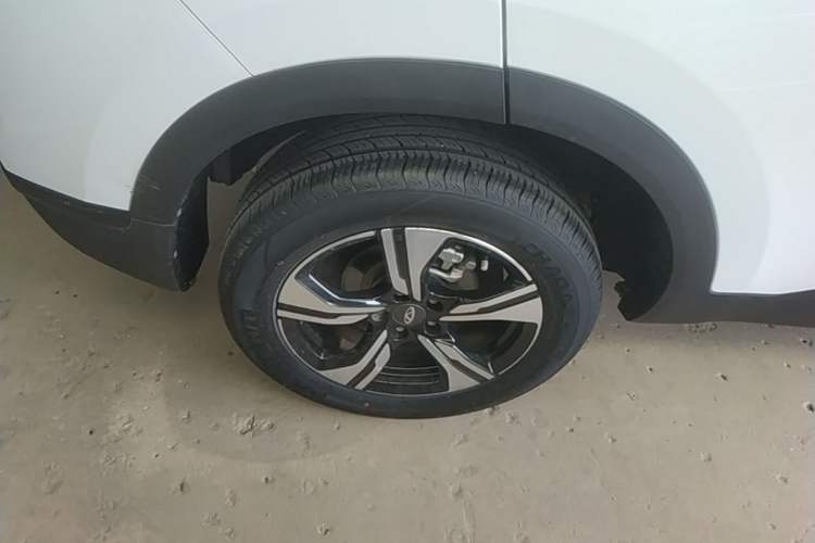 Used Chery Tiggo 5x 2022 Superhero Edition 1.5L CVT Fashion Model Right Rear Wheel Hub