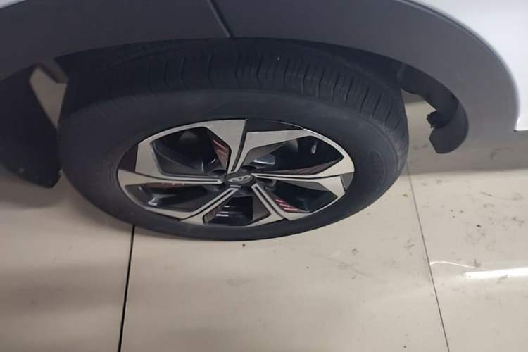 Used Chery Tiggo 5x 2022 Superhero Edition 1.5L CVT Luxury Model Right Rear Wheel Hub