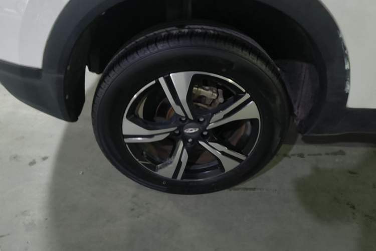 Used Chery Tiggo 5x 2022 Superhero Edition 1.5L CVT Fashion Model Right Rear Wheel Hub