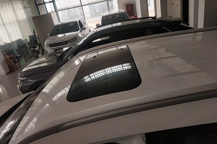 Used Chery Tiggo 5x 2022 Superhero Edition 1.5L CVT Fashion Model Roof