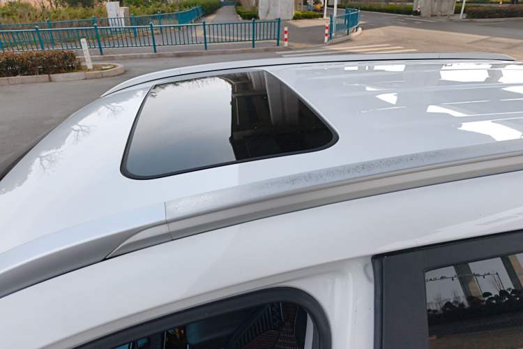 Used Chery Tiggo 5x 2022 Superhero Edition 1.5L CVT Fashion Model Roof