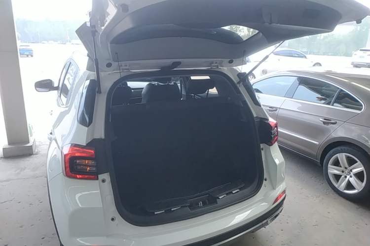Used Chery Tiggo 5x 2022 Superhero Edition 1.5L CVT Fashion Model Trunk