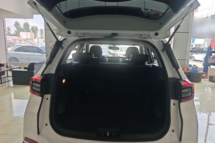 Used Chery Tiggo 5x 2022 Superhero Edition 1.5L Manual Fashion Model Trunk