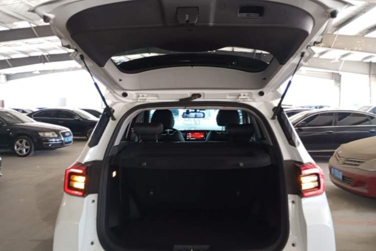Used Chery Tiggo 5x 2022 Superhero Edition 1.5L Manual Fashion Model Trunk