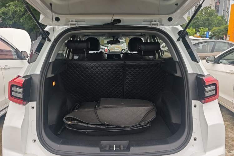 Used Chery Tiggo 5x 2022 Superhero Edition 1.5L CVT Fashion Model Trunk