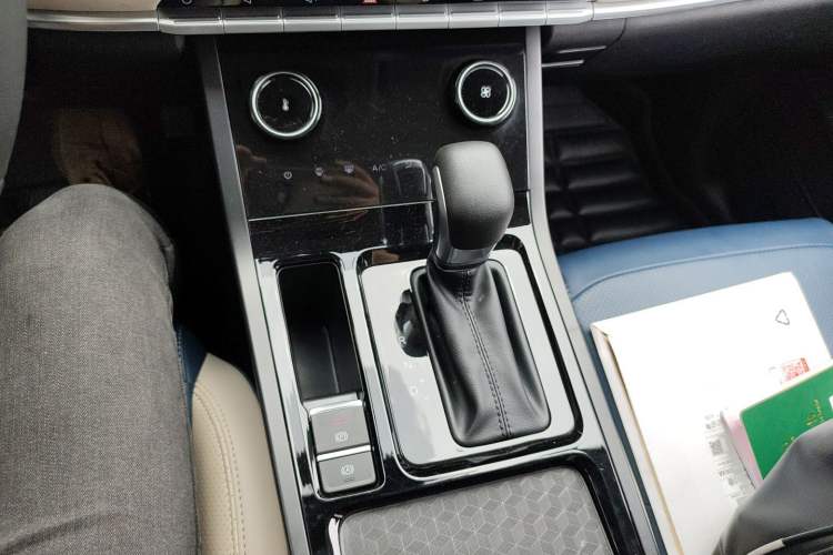 Used Chery Tiggo 5x 2023 1.5L CVT Fashion Edition Gear Lever