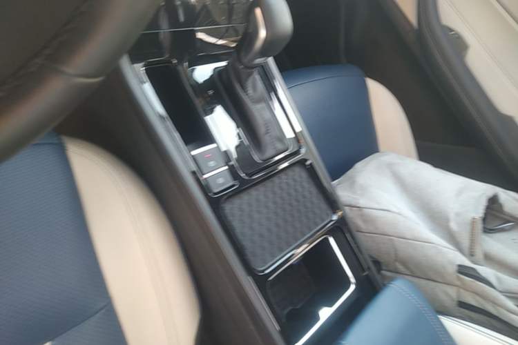 Used Chery Tiggo 5x 2023 1.5L CVT Fashion Edition Gear Lever