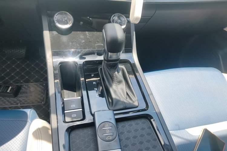 Used Chery Tiggo 5x 2023 1.5L CVT Fashion Edition Gear Lever